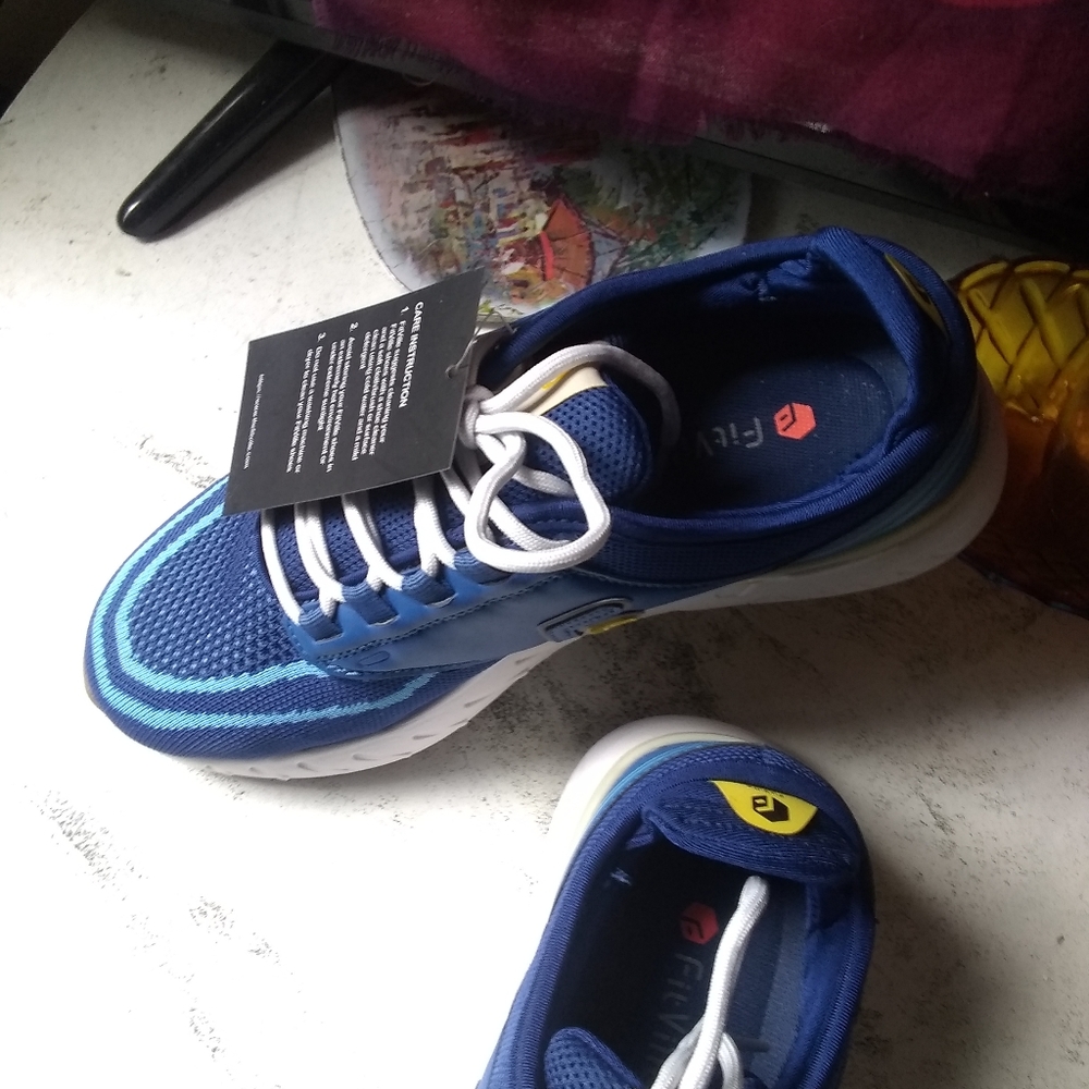 Running Shoes